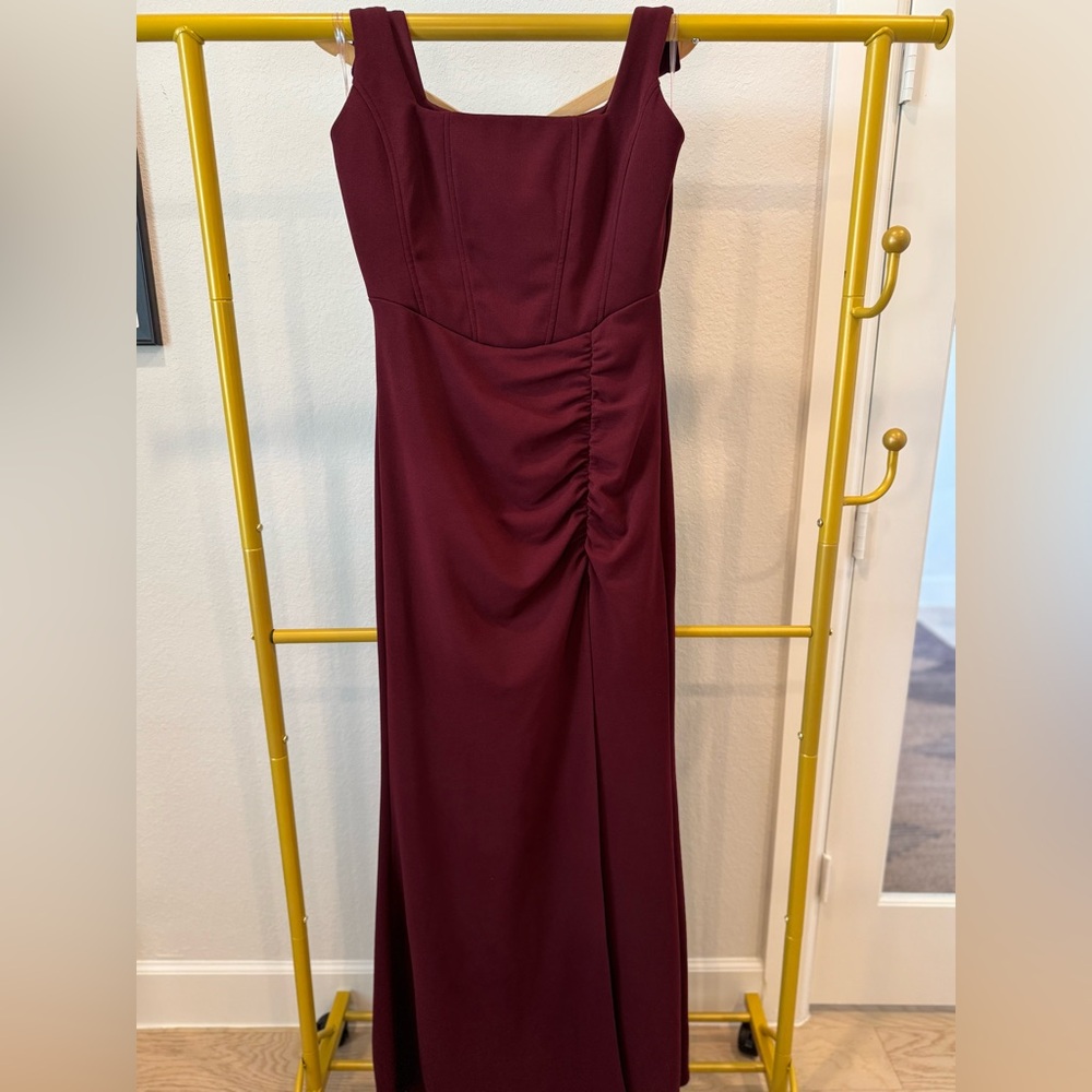 FASHION NOVA Elegant Burgundy Evening Gown